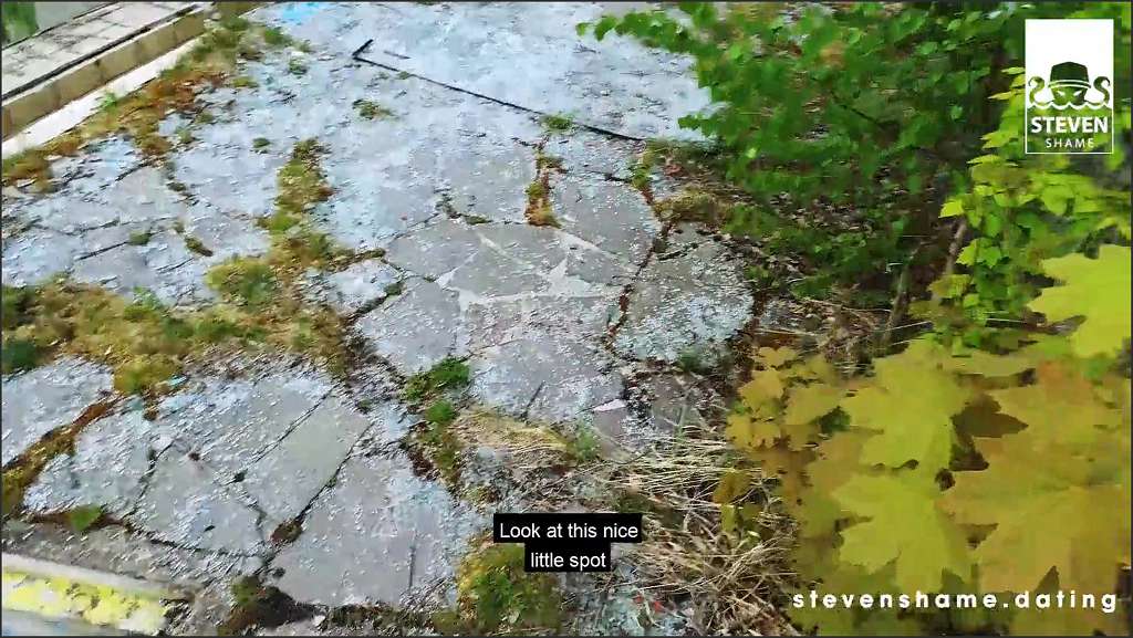 Julias exklusiver Vierer mit zwei brünetten Schlampen